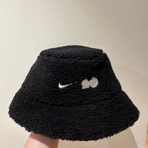 NIKE bucket hat